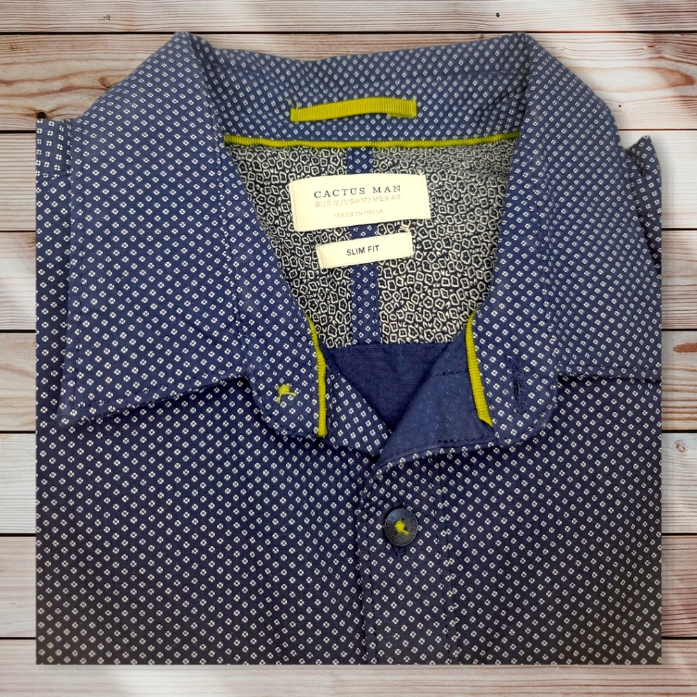 Men's Navy Dress Shirt, size small, slim fit